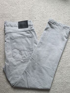 Men's Departed Light Gray Jeans - Casual Slim Fit 33x30